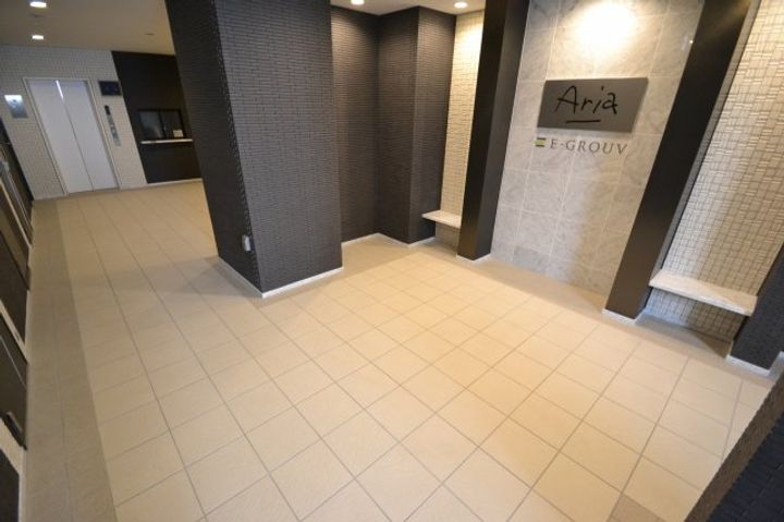 コスモリード神戸三宮の内装