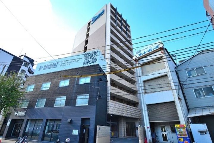 プレサンス三宮エレガンシアの外観