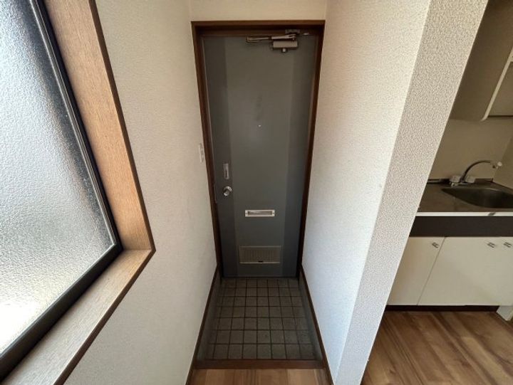 OJIパークハイムの玄関