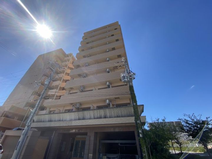 ステーションコートノースの外観