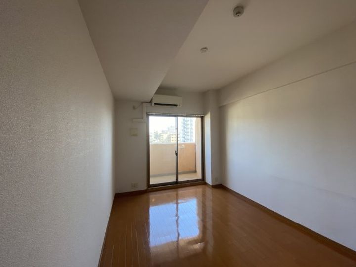 ステーションコートノースの居間