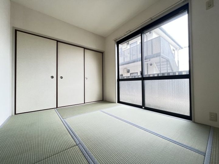 メゾン桜木A棟の寝室