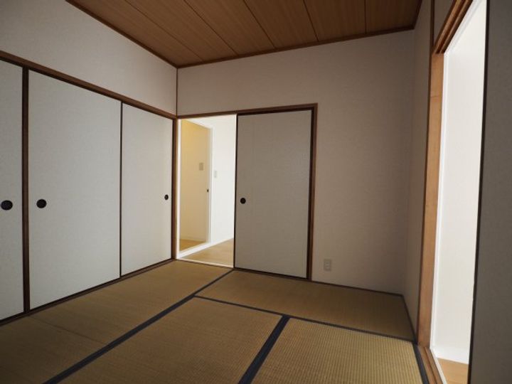 ウエルシー岡本の寝室