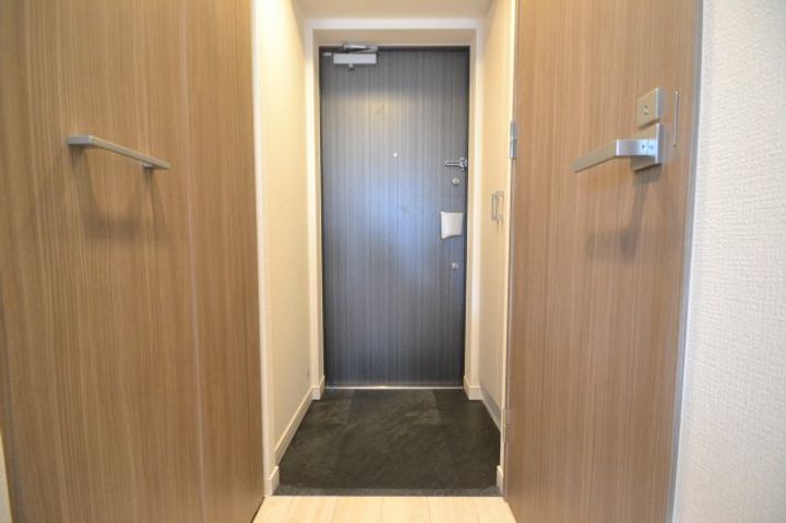 グランカリテ神戸ハーバーランド前の玄関