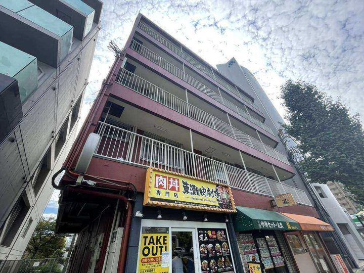マンション向洋の外観