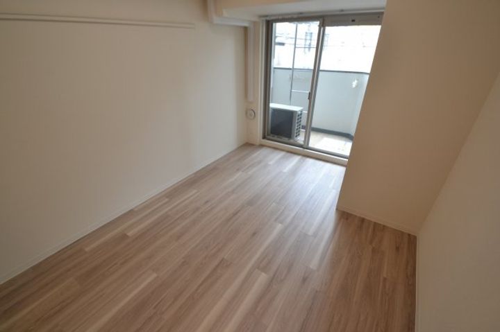 ララプレイスザ・神戸シルフの内装