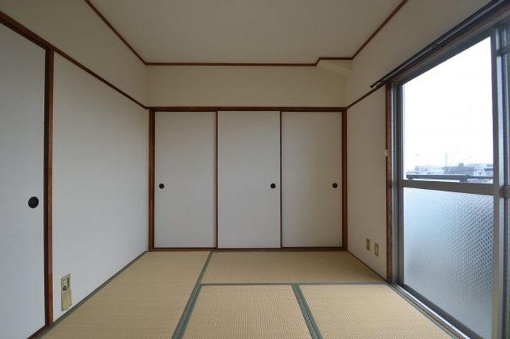 フェイス神戸の内装