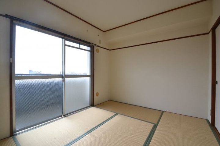 フェイス神戸の居間