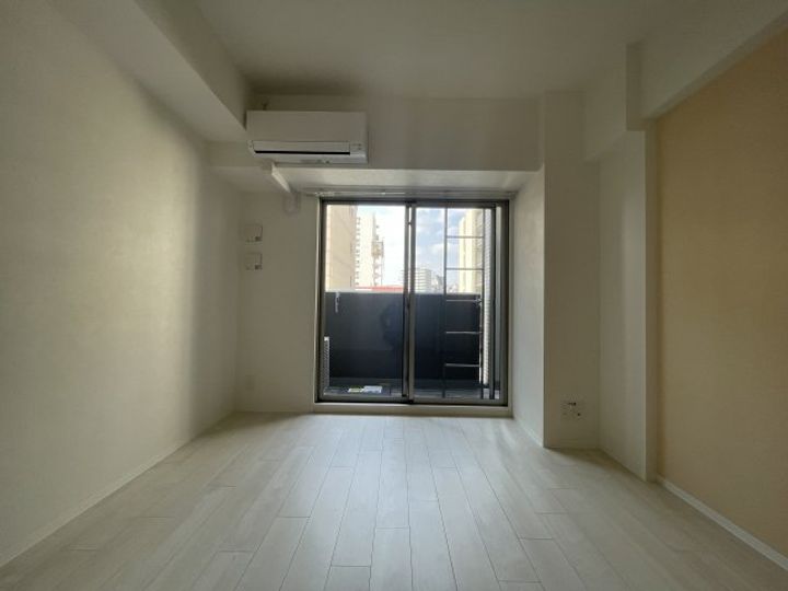 CRESTTAPP神戸湊町NOIRの内装