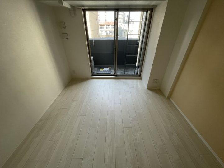 CRESTTAPP神戸湊町NOIRの内装