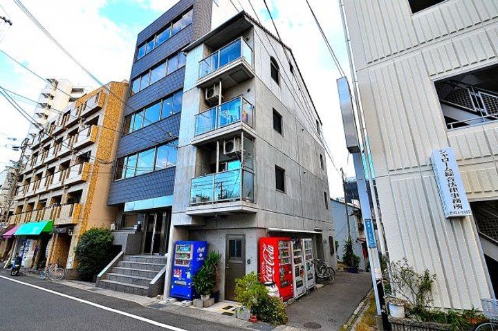アベニュー橘の外観