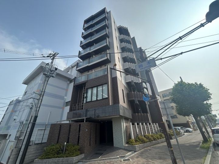 L‘sステューディオ岡本の外観