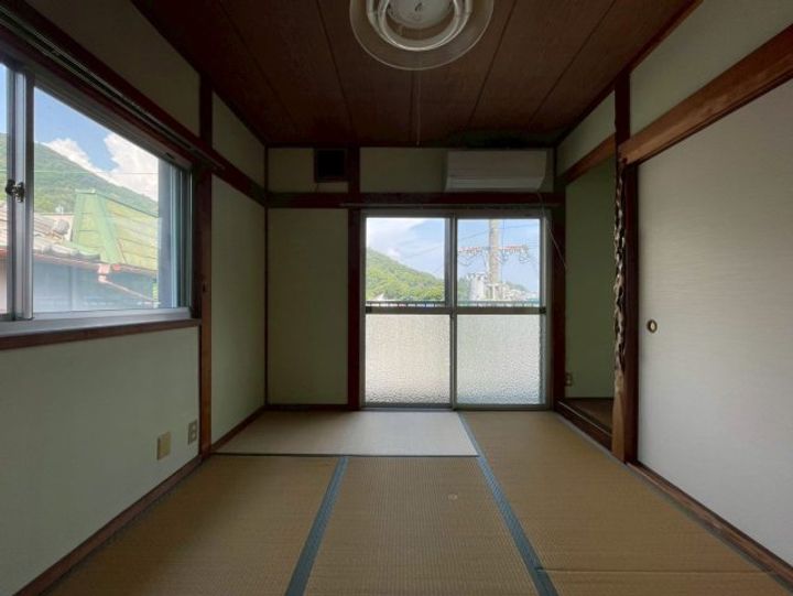 口ノ川貸家の内装