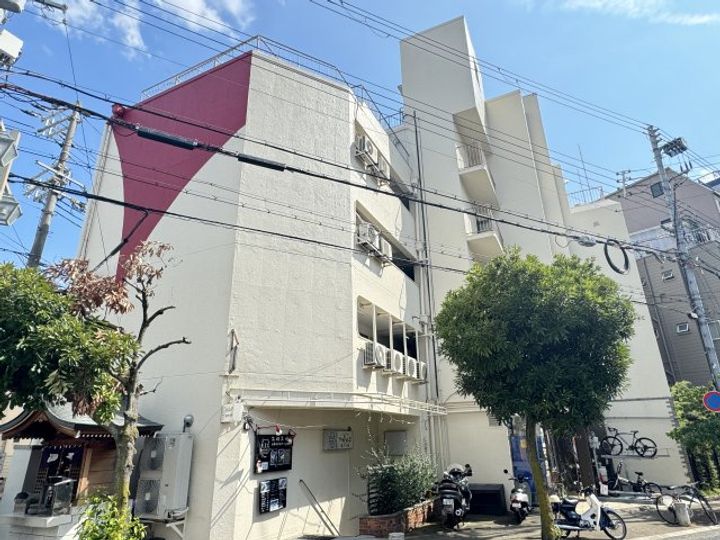 メゾンド山手の外観