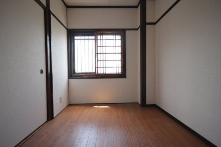 楠丘マンションC棟の居間