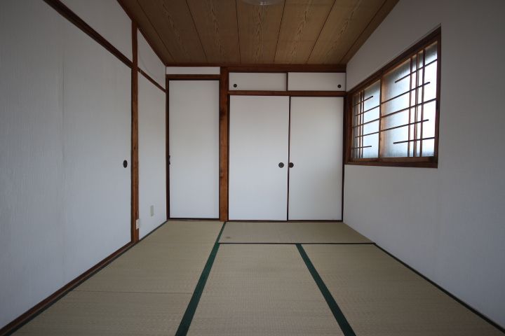 楠丘マンションC棟の寝室