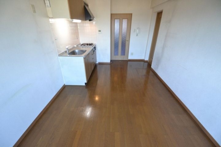 アミーグランコート三宮の内装