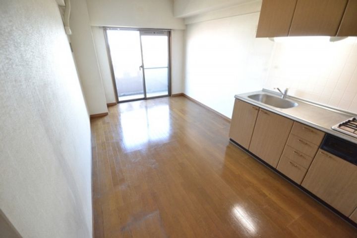 アミーグランコート三宮の内装