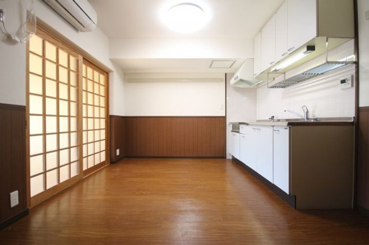 オーリッツコート甲南山手401の居間