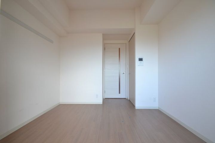 プレサンス三宮エレガンシアの居間