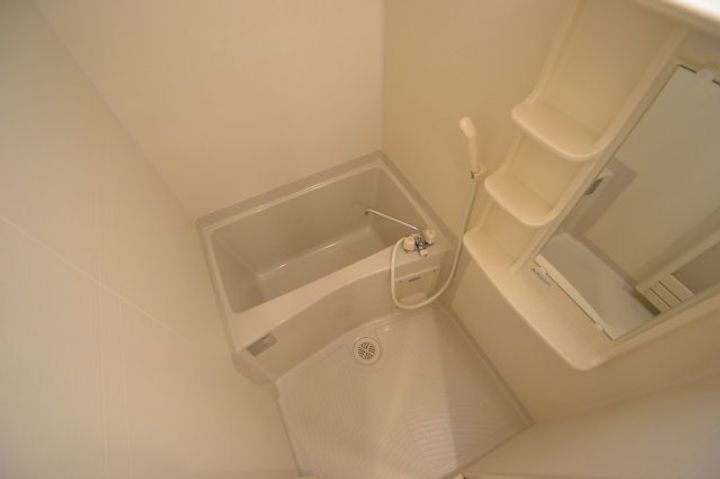 プレサンス三宮エレガンシアの風呂