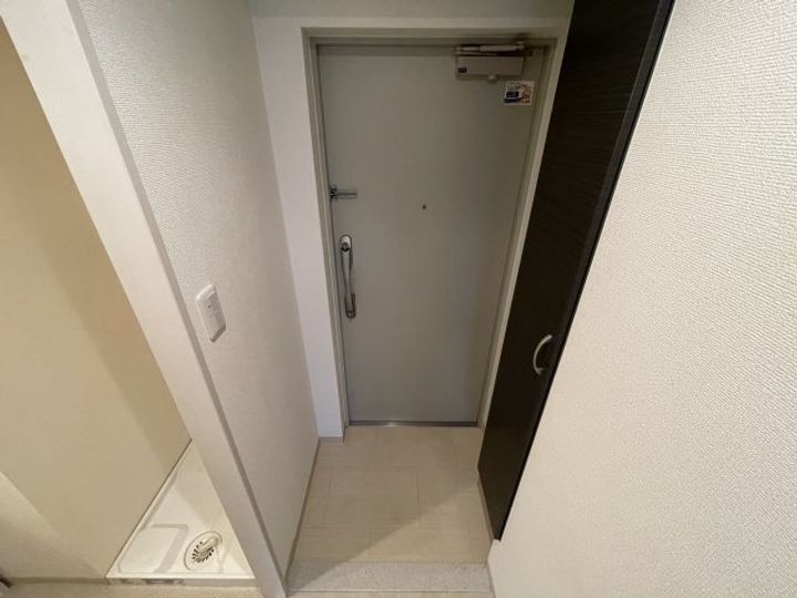 ツルトスコ2番館の玄関