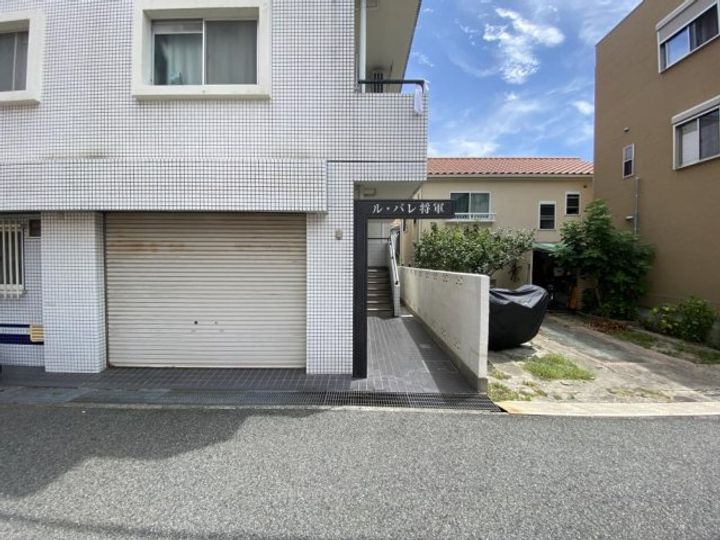 ル・パレ将軍のその他画像