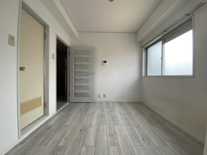 ル・パレ将軍の居間