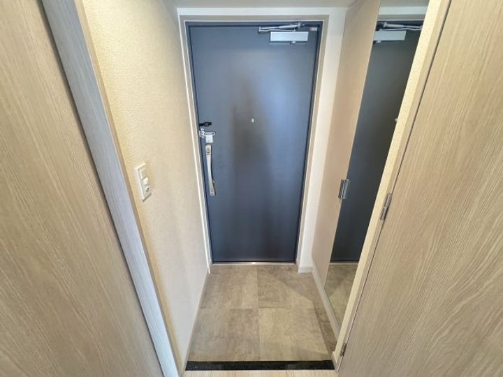 アドバンス神戸パーチェの玄関