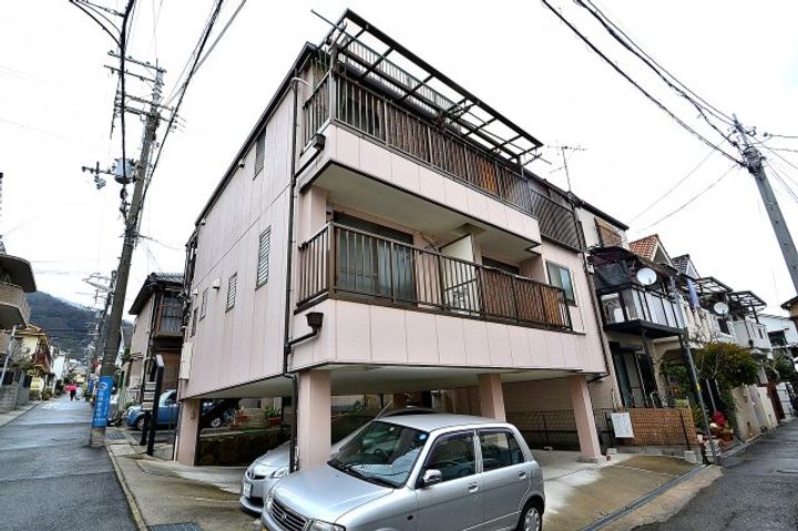 コーポ畑原の外観