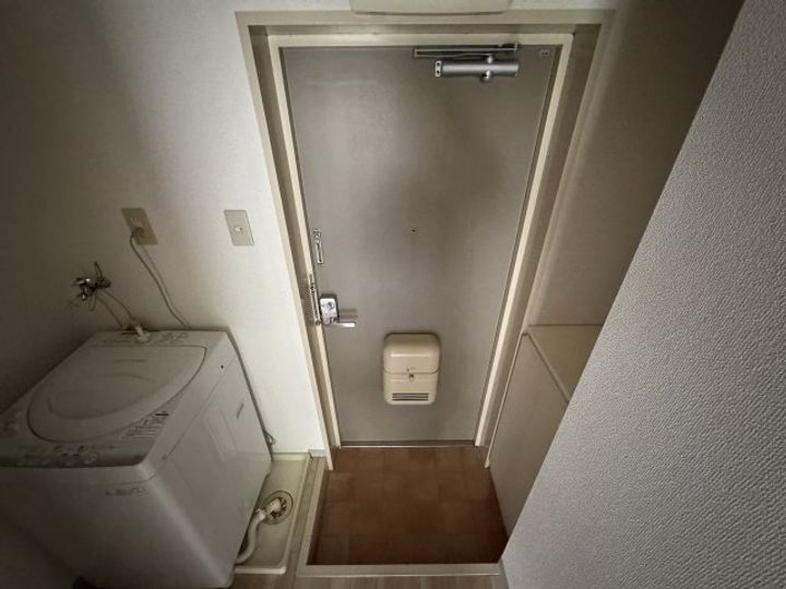 ヒルバレー妙法寺駅前の玄関