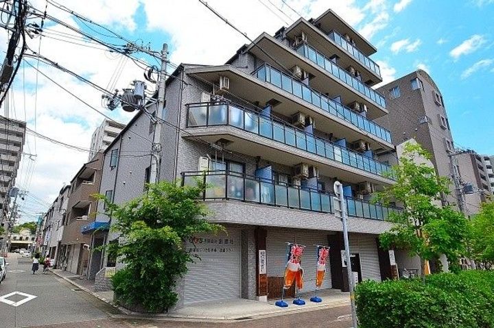 M・PARK WESTの外観