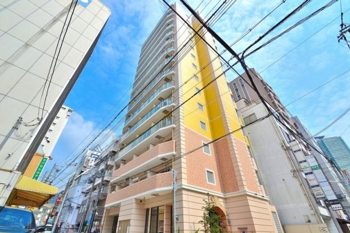 エステムコート三宮駅前2アデシオンの外観