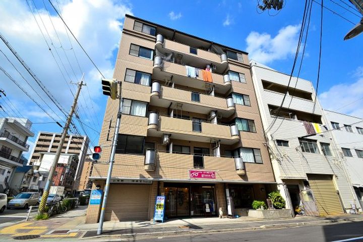 プリマベーラ神戸の外観