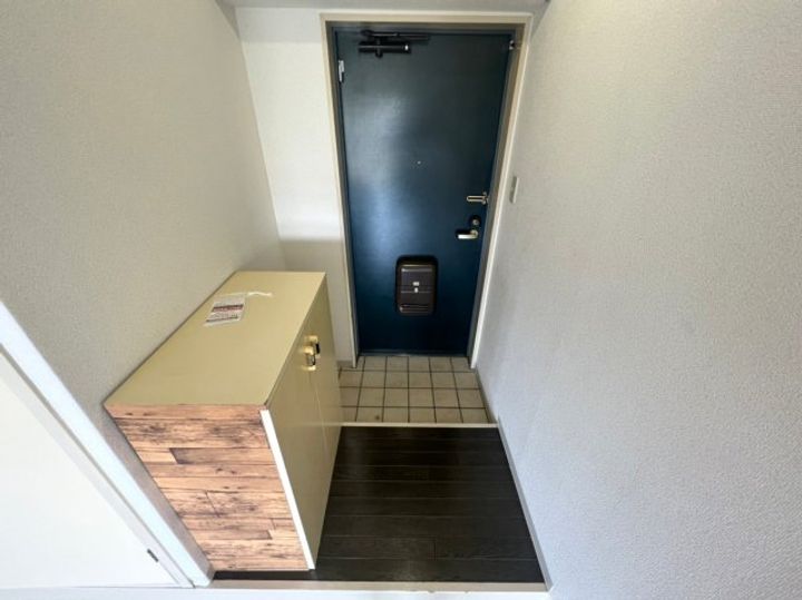 サンコール魚崎503の玄関