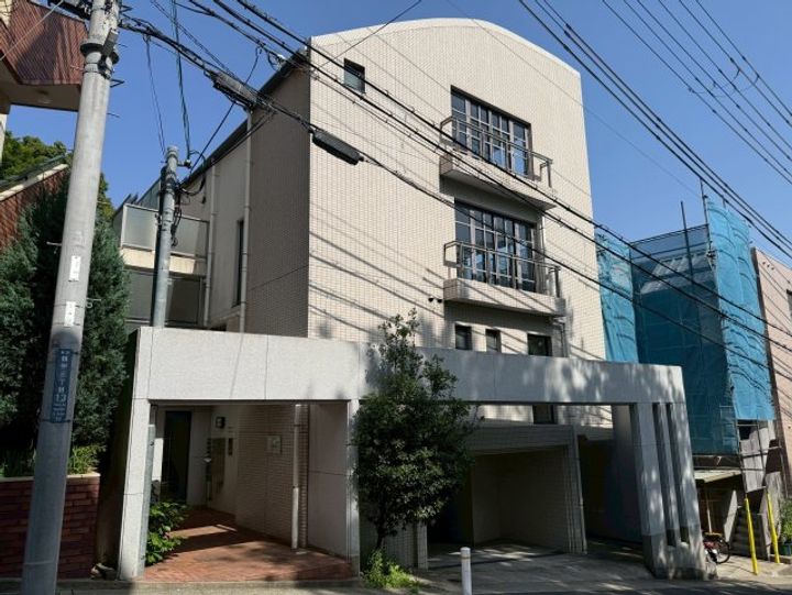 ラムール六甲山ノ手の外観