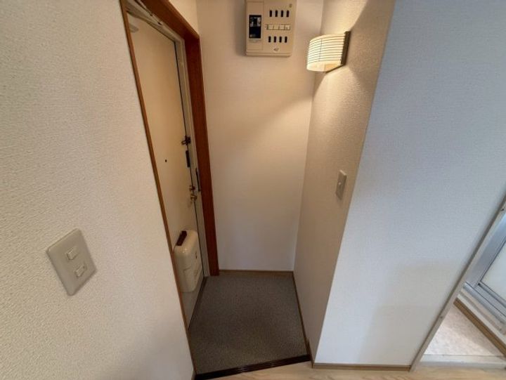 ブリリアント新神戸の玄関