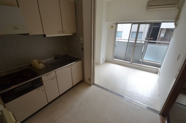 兵庫駅前アーバンライフの居間