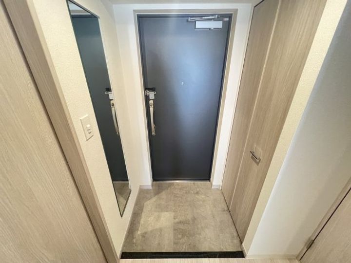 アドバンス神戸パーチェの玄関