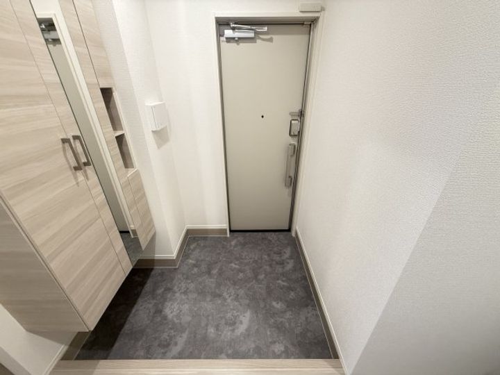 La Maison 高羽町の玄関