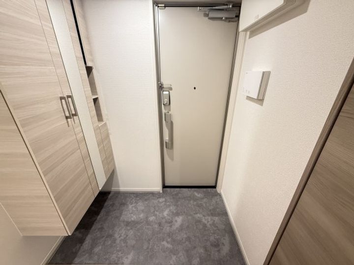 La Maison 高羽町の玄関