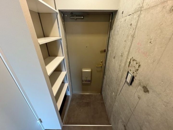 ワコーレハーバーCITY元町の玄関