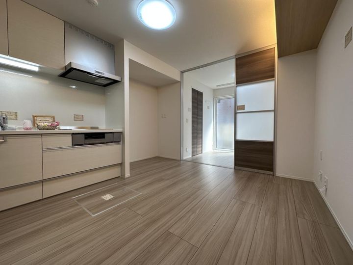 ブリランテ川西通Aの居間