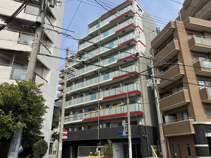 セレニテ兵庫エクラの外観