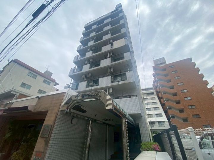 シャルムメゾン六甲道の外観