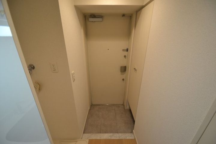 グレンパーク兵庫駅前の玄関