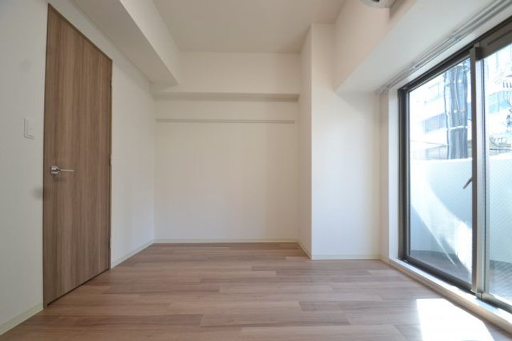 プレサンス神戸元町ベルシオンの居間