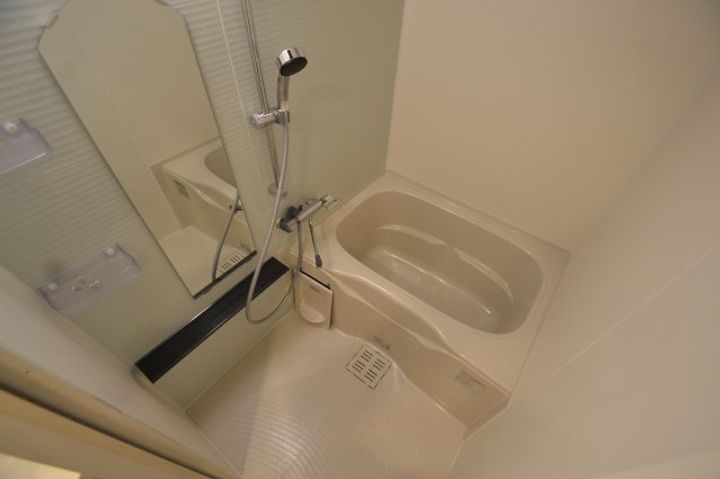プレサンス神戸元町ベルシオンの風呂