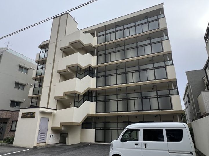 大栄・ラメールの外観