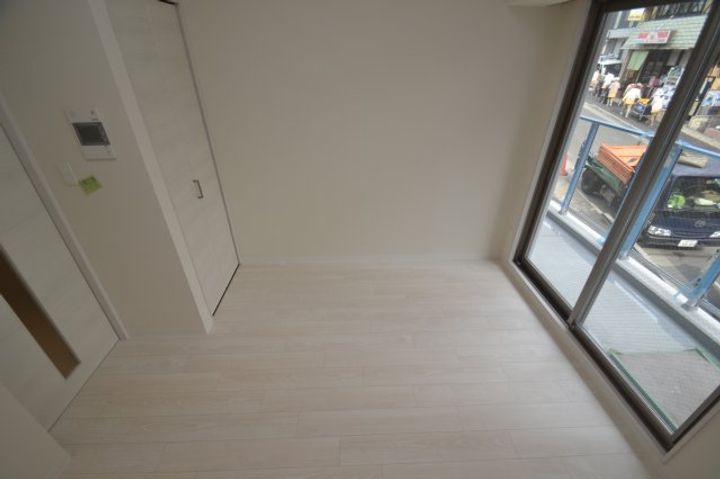 ファーストフィオーレ神戸元町の居間